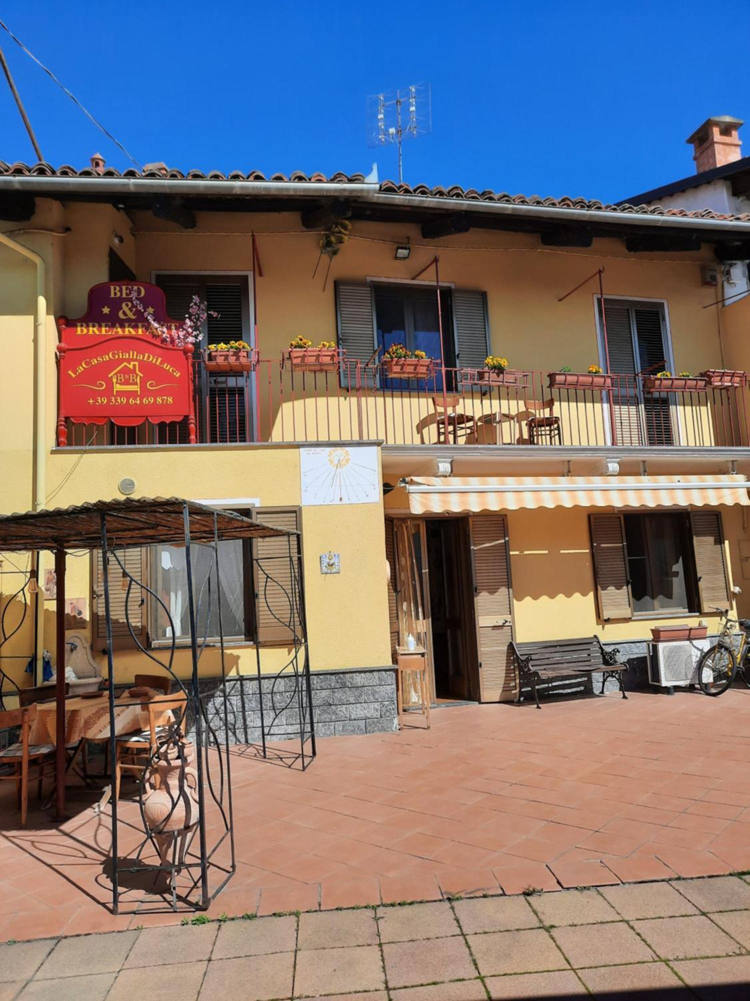 B&B La Casa Gialla Di Luca Mazze Phòng bức ảnh