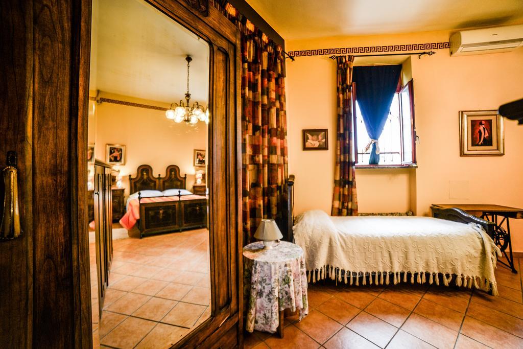 B&B La Casa Gialla Di Luca Mazze Ngoại thất bức ảnh