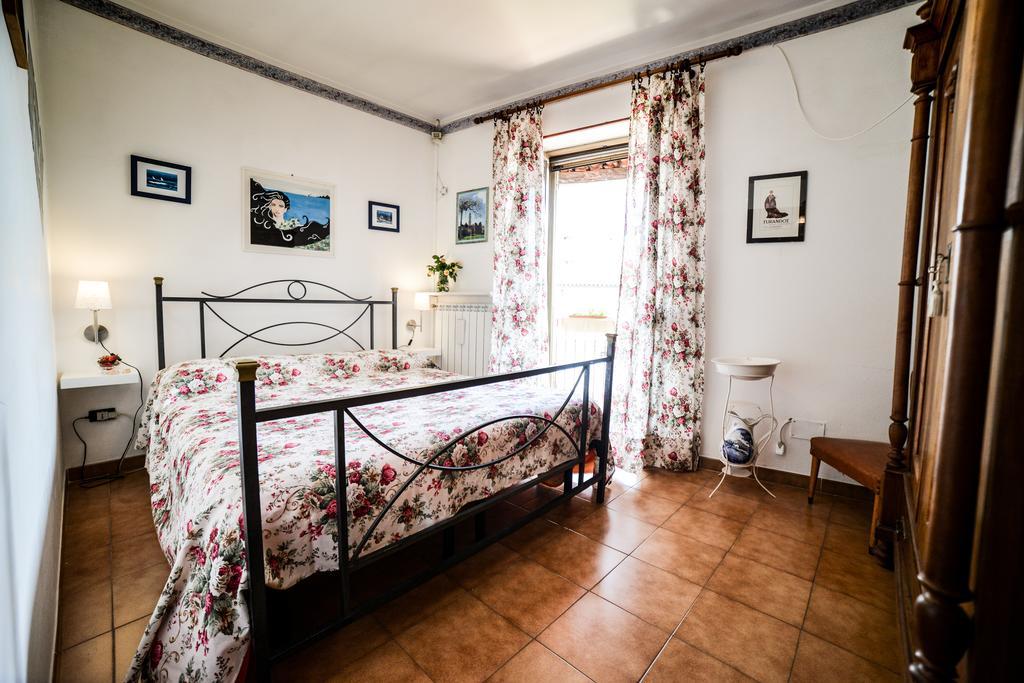 B&B La Casa Gialla Di Luca Mazze Ngoại thất bức ảnh